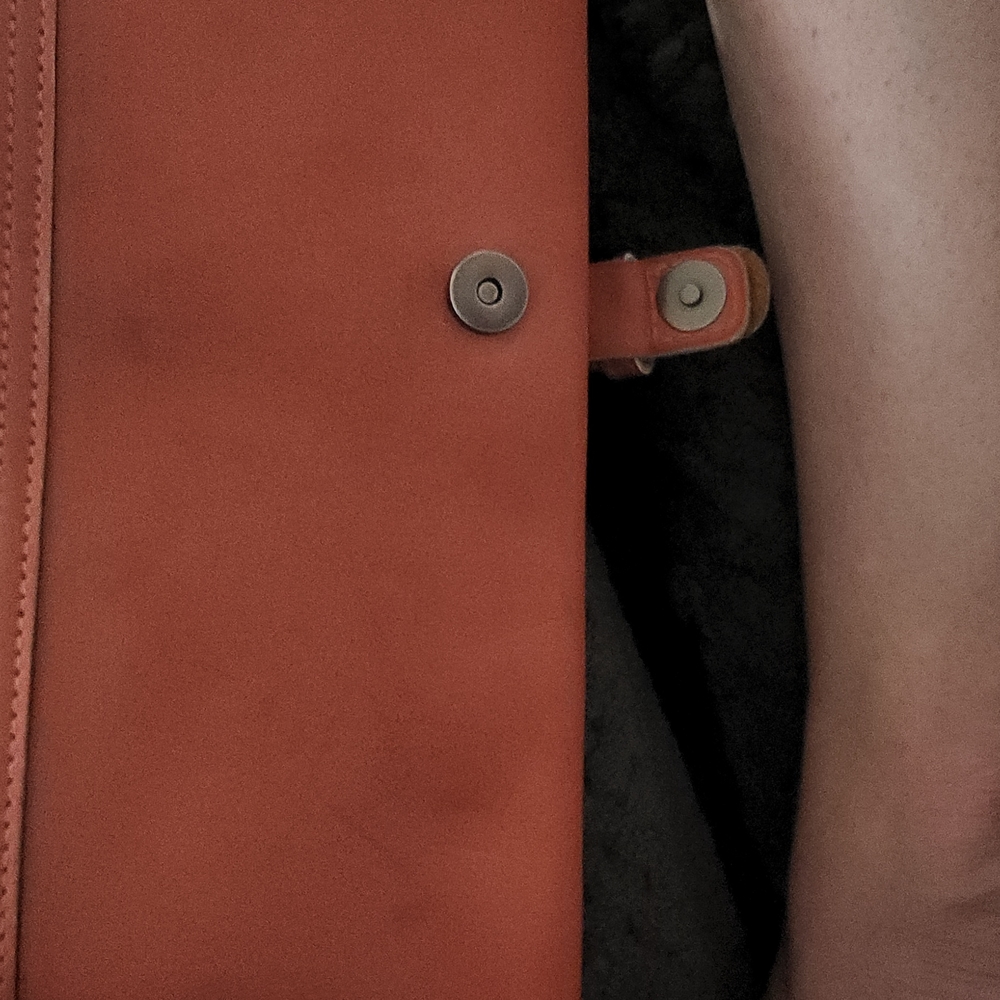 American Eagle Laser Cut Brown Leather Clutch - Picture 8 of 8